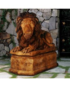 Grand Lion (Facing Left)