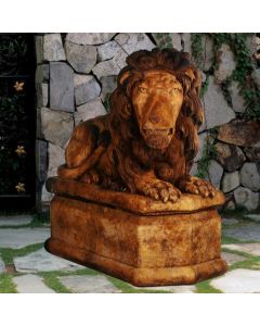 Grand Lion (Facing Right)