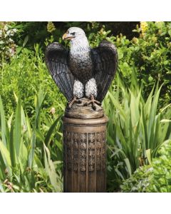 Eagle (Facing Eagles Right)