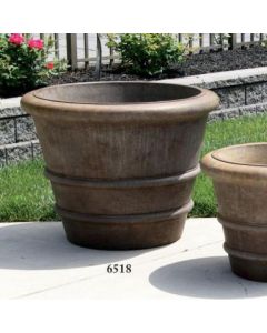 29" Cambridge Round Planter