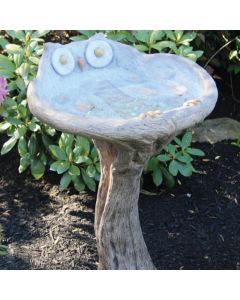 30" One Piece Owl Bird Bath