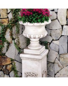 Regent Scallop Urn
