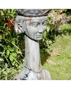 Hortus Reginae Bird Bath