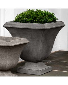 Trowbridge Large Urn 